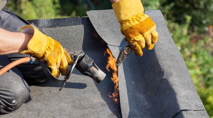 Professional gutter cleaning in Yorktown Heights, NY